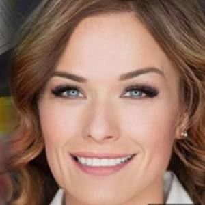 Meet your Posher, Carrie